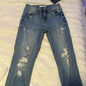 CHIC NWOT JEANS! PERFECT FOR ANY OCCASION💞💞